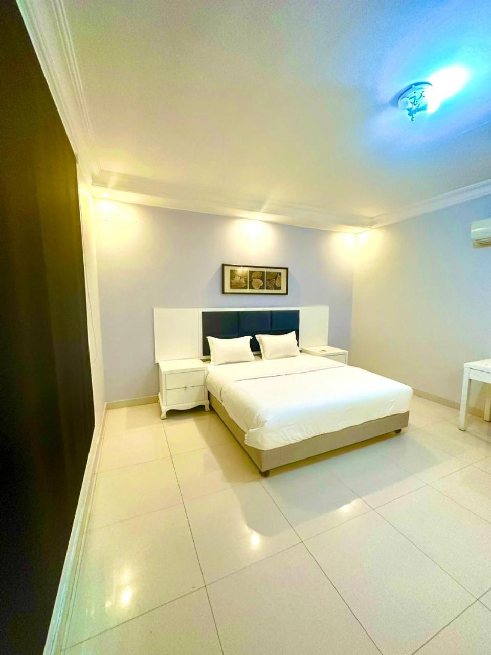 Open Hotel Dammam Exterior photo